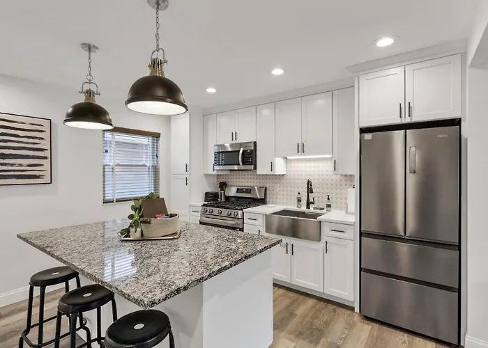Apartment The Worthington - 3 Bedroom 2 5 Bath And Parking