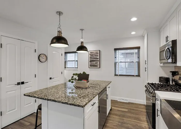 Apartment The Worthington - 3 Bedroom 2 5 Bath And Parking