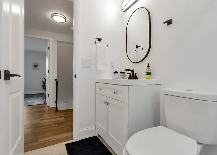 The Worthington - 3 Bedroom 2 5 Bath And Parking