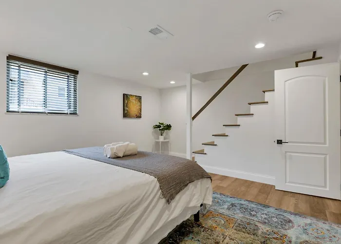 The Worthington - 3 Bedroom 2 5 Bath And Parking Columbus