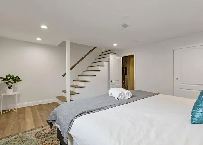 Apartment The Worthington - 3 Bedroom 2 5 Bath And Parking Columbus