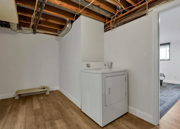 The Worthington - 3 Bedroom 2 5 Bath And Parking * Columbus